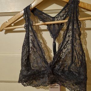 SavageXFenty Floral Lace Racerback Bralette in Blackened Grey Pearl